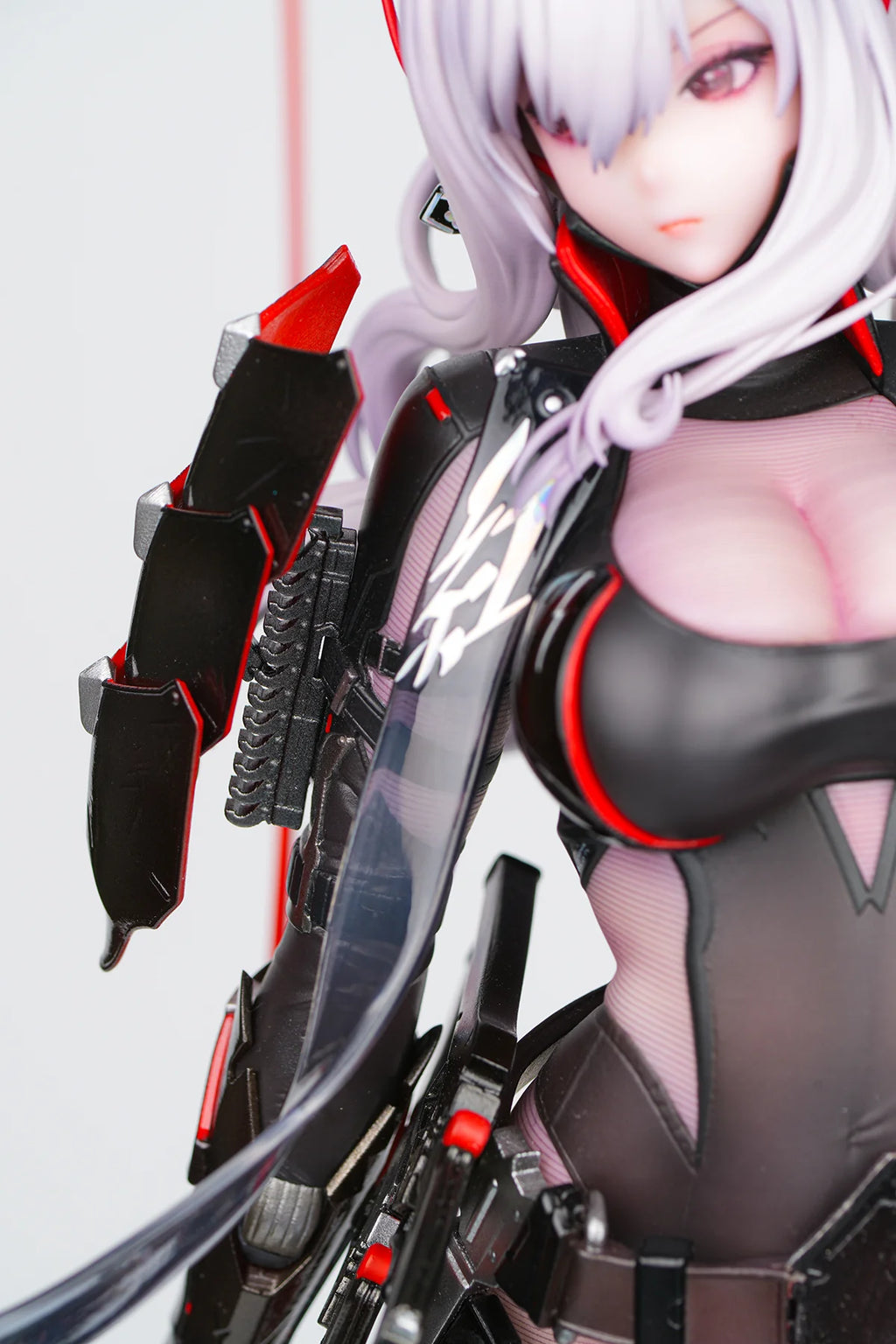 Goddess of Victory: Nikke - Scarlet: Black Shadow 1/4 Scale Figure Hobbysakura