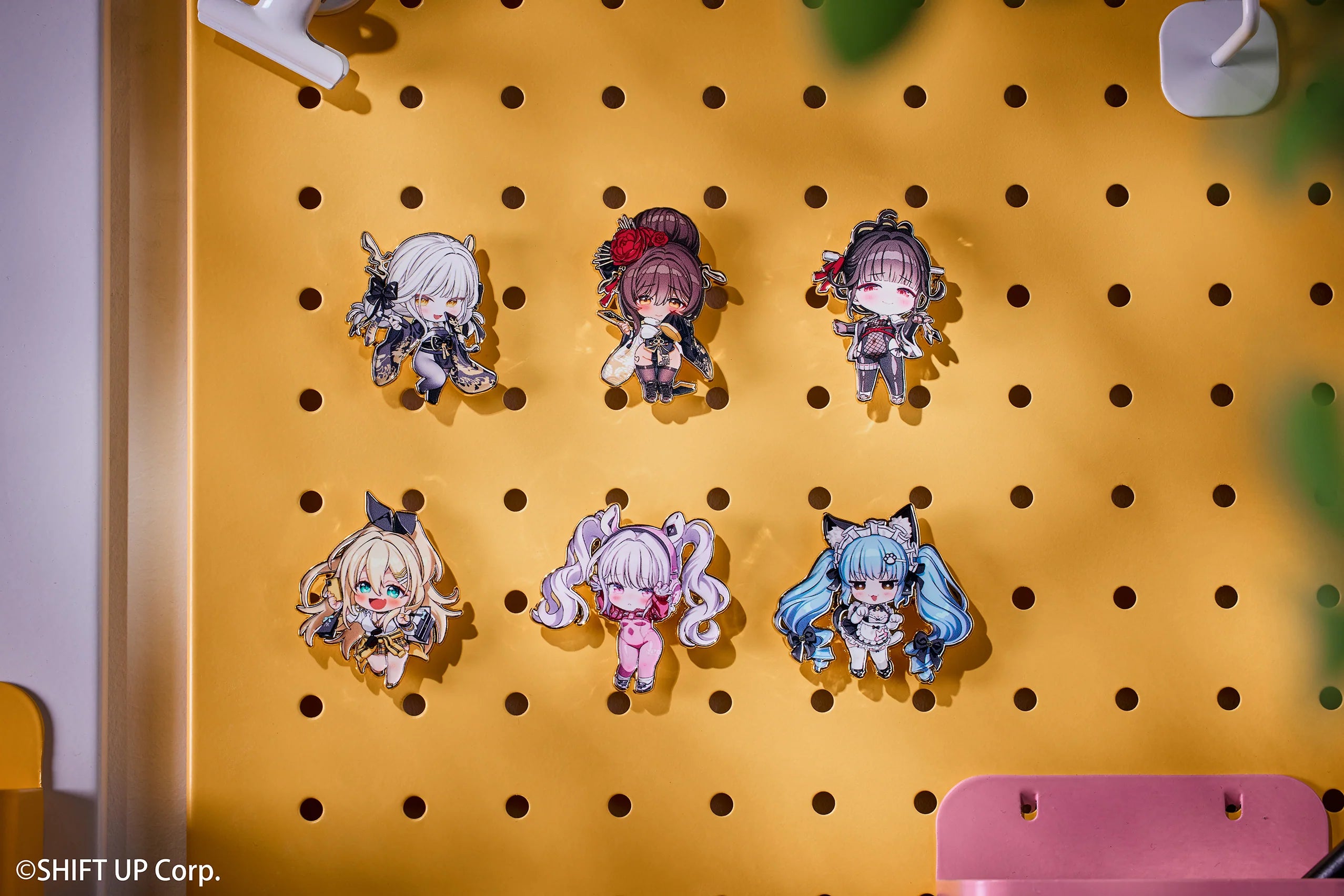 GODDESS OF VICTORY: NIKKE - Chibi Pin Badge Hobbysakura