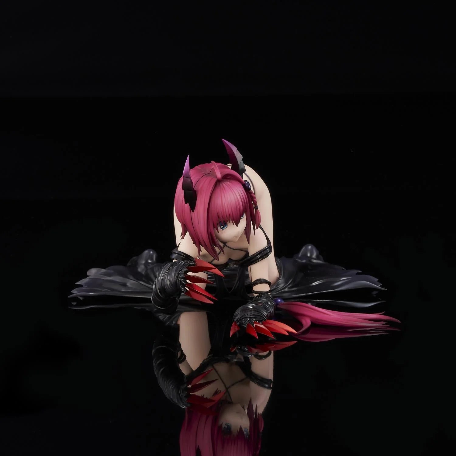 To Love-Ru Darkness - Mea Kurosaki (Darkness Ver.) 1/6 Scale Figure Union Creative