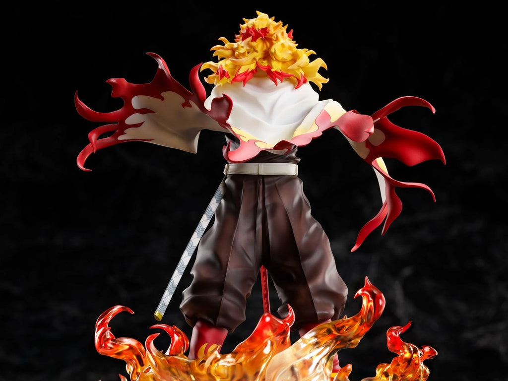 Demon Slayer: Kimetsu no Yaiba - The Movie: Mugen Train - Kyojuro Rengoku 1/8 Scale Figure