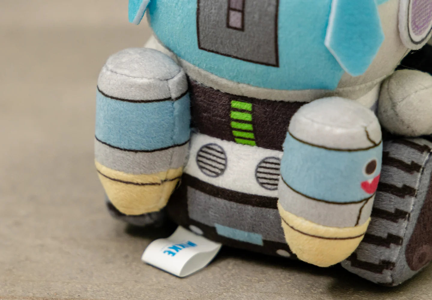 Goddess of Victory: Nikke - Mecha Shifty Doro＆ Choonsik KAKAO FRIENDS Collab Series Plush Keychain GNF TOYZ