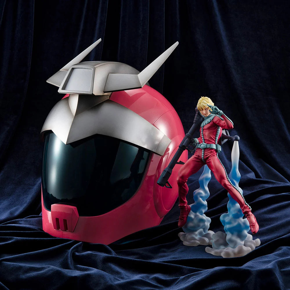 Gundam - Char Aznable Normal Suit Helmet 1/1 Scale MegaHouse