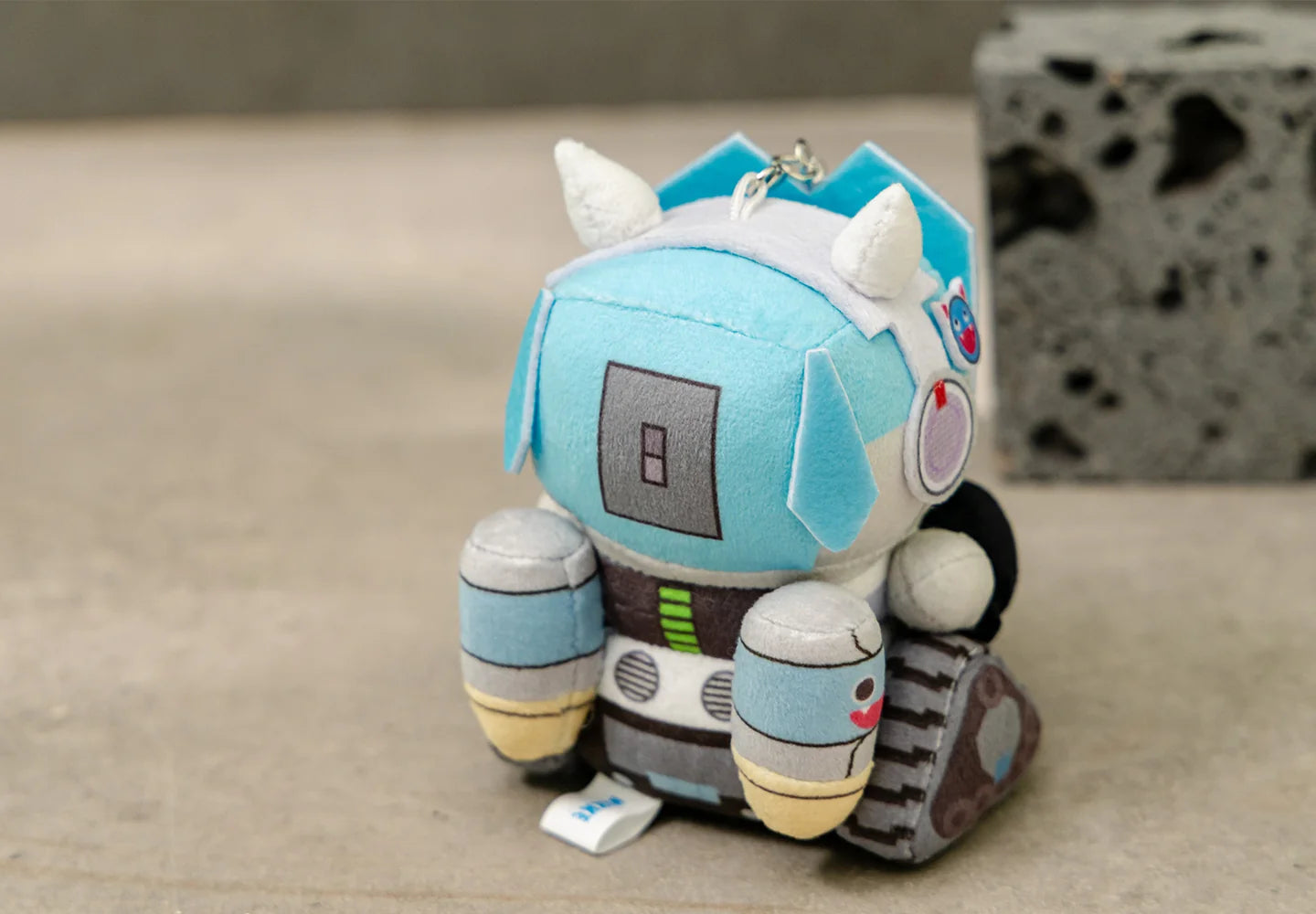 Goddess of Victory: Nikke - Mecha Shifty Doro＆ Choonsik KAKAO FRIENDS Collab Series Plush Keychain GNF TOYZ