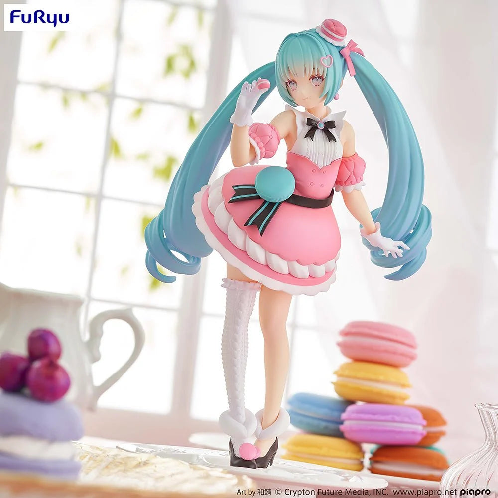 Hatsune Miku - Hatsune Miku SweetSweets Series Macaroon Prize Figure FuRyu Corporation