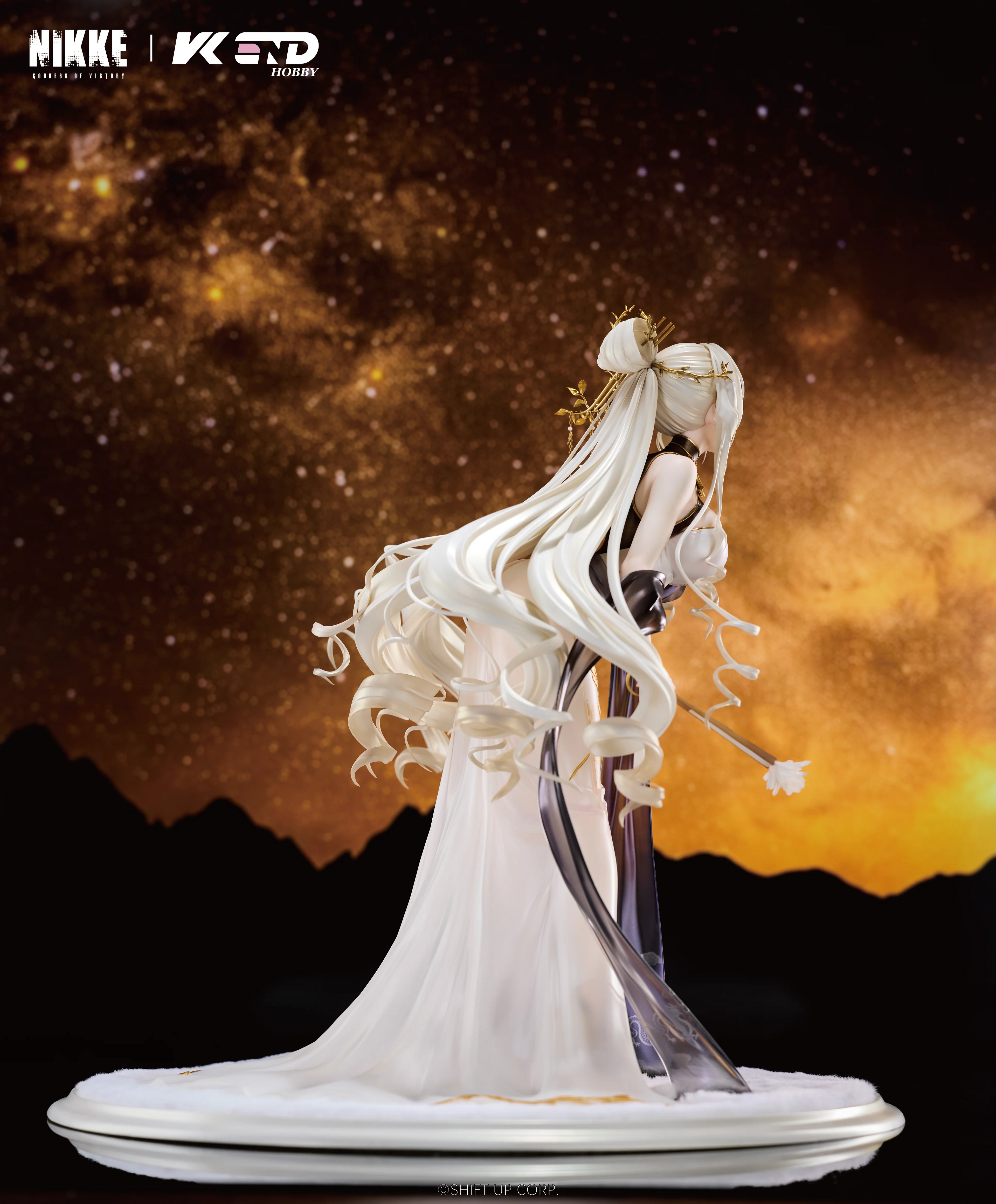 Goddess of Victory: Nikke - Crown (Glorious Flower Ver.) 1/4 Scale Figure VKEND