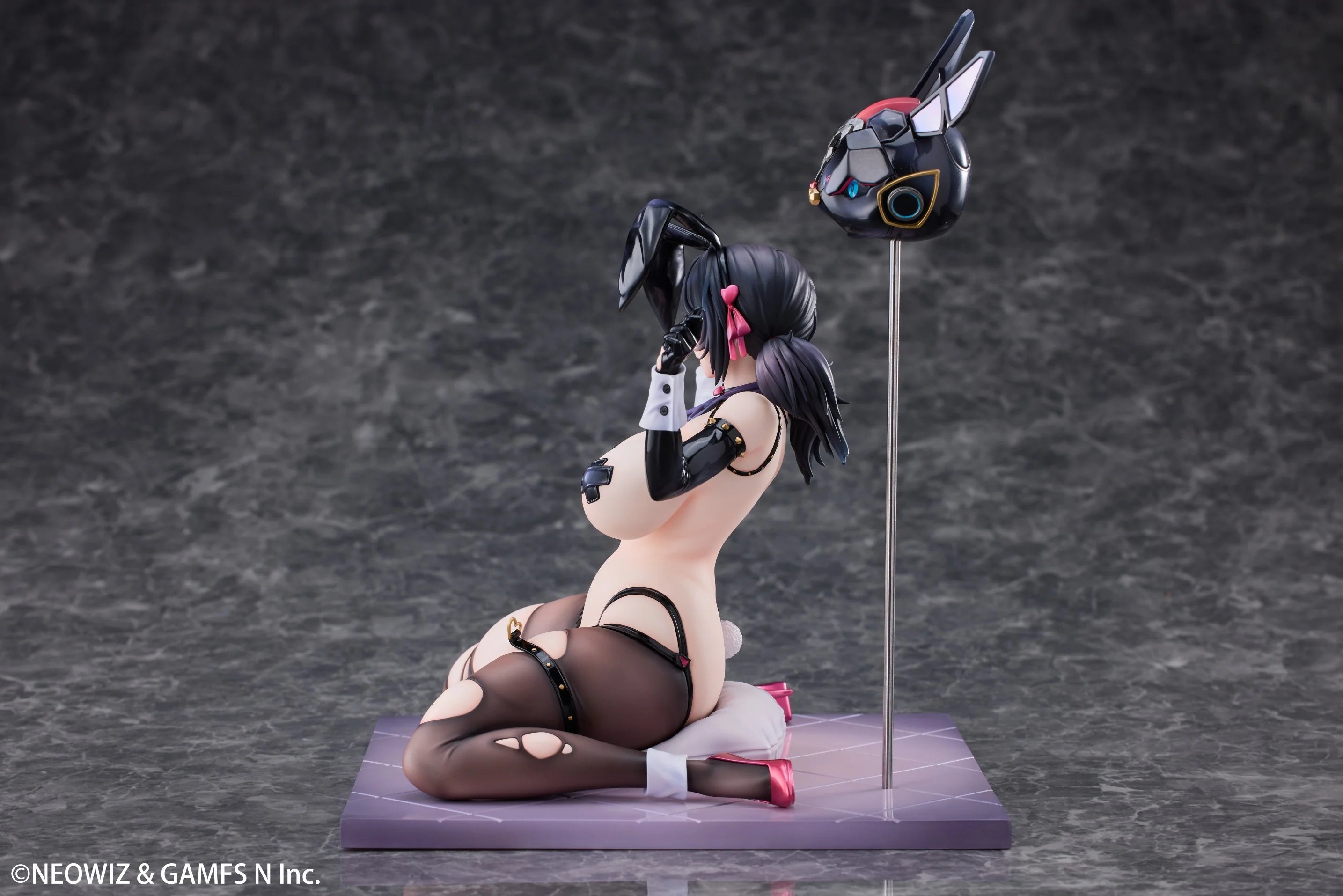 Brown Dust 2 - Loen (Celebrity Bunny Ver.) 1/6 Scale Figure Lovely