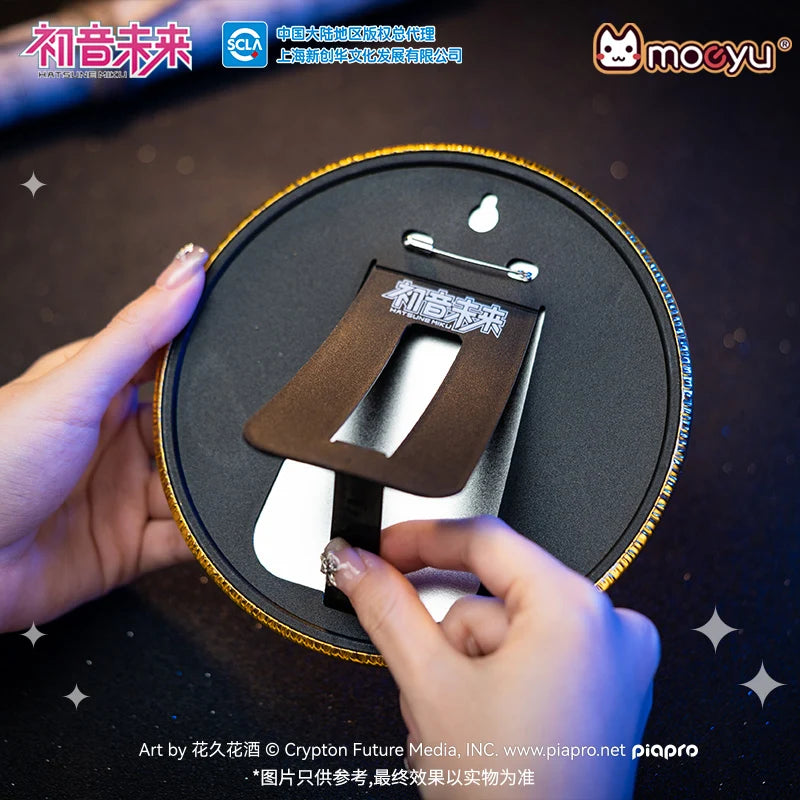 Hatsune Miku - Hatsune Miku 39 The Great Discovery of The Dimension Large Badge Moeyu