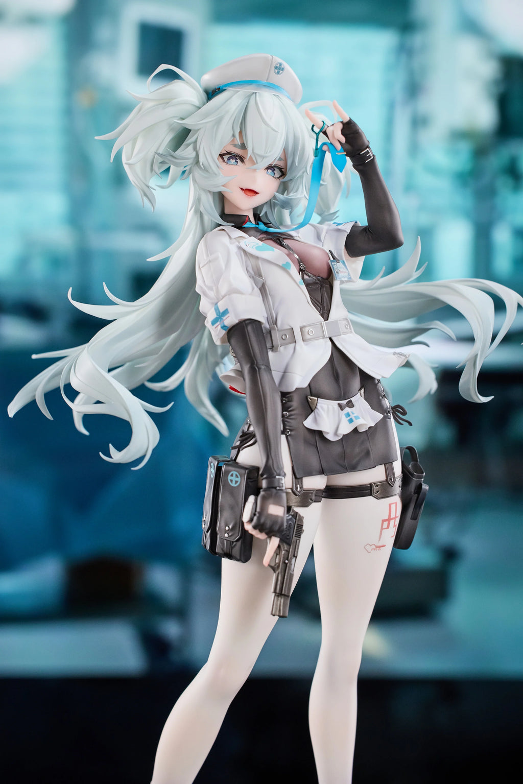 GIRLS' FRONTLINE 2: EXILIUM - Florence Alluring White Feather 1/6 Scale Figure VKEND