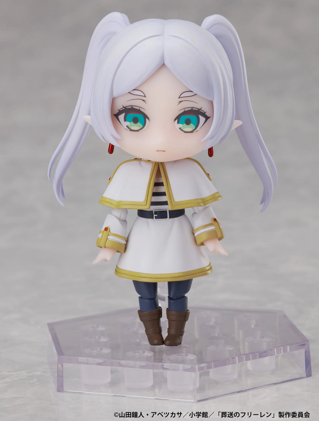 Frieren: Beyond Journey's End - Frieren Action Figure elCOCO