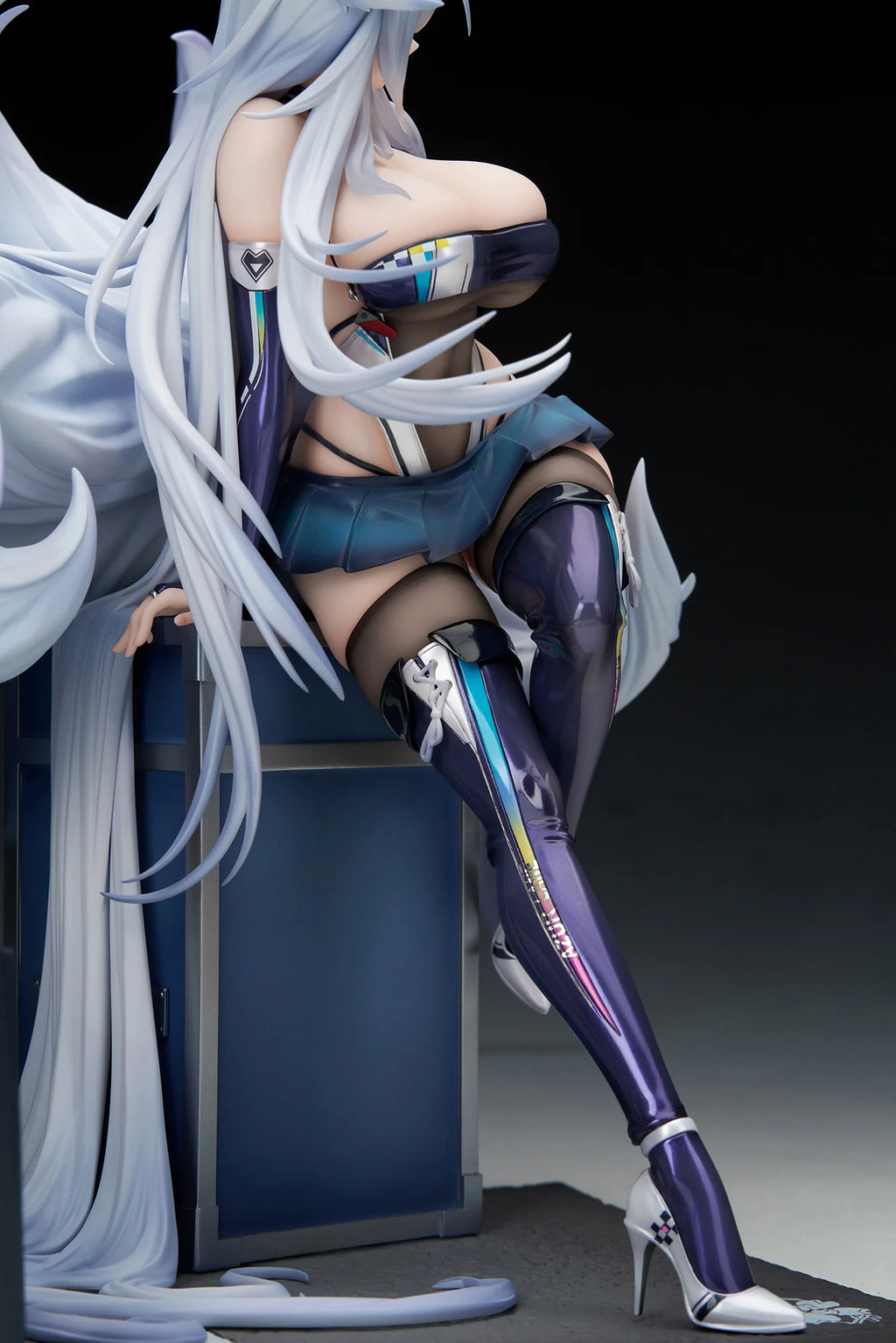 Azur Lane - Shinano (Moonlit Chrome Ver.) 1/7 Scale Figure APEX