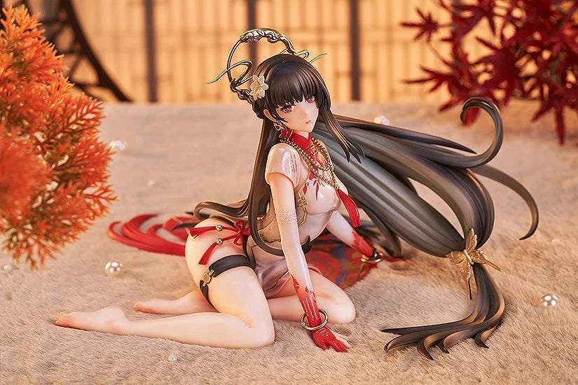 Punishing: Gray Raven - Qu: Crimson Blessing 1/7 Scale Figure Luminous Box