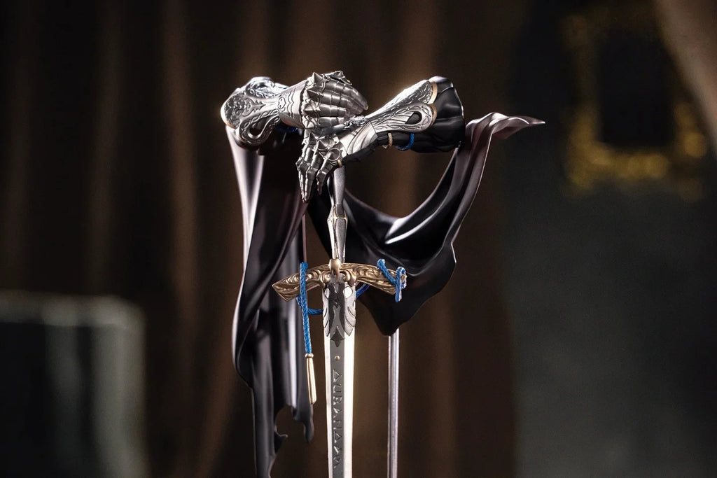 Reverse: 1999 - A Knight Limepie Series Non Scale Figure APEX