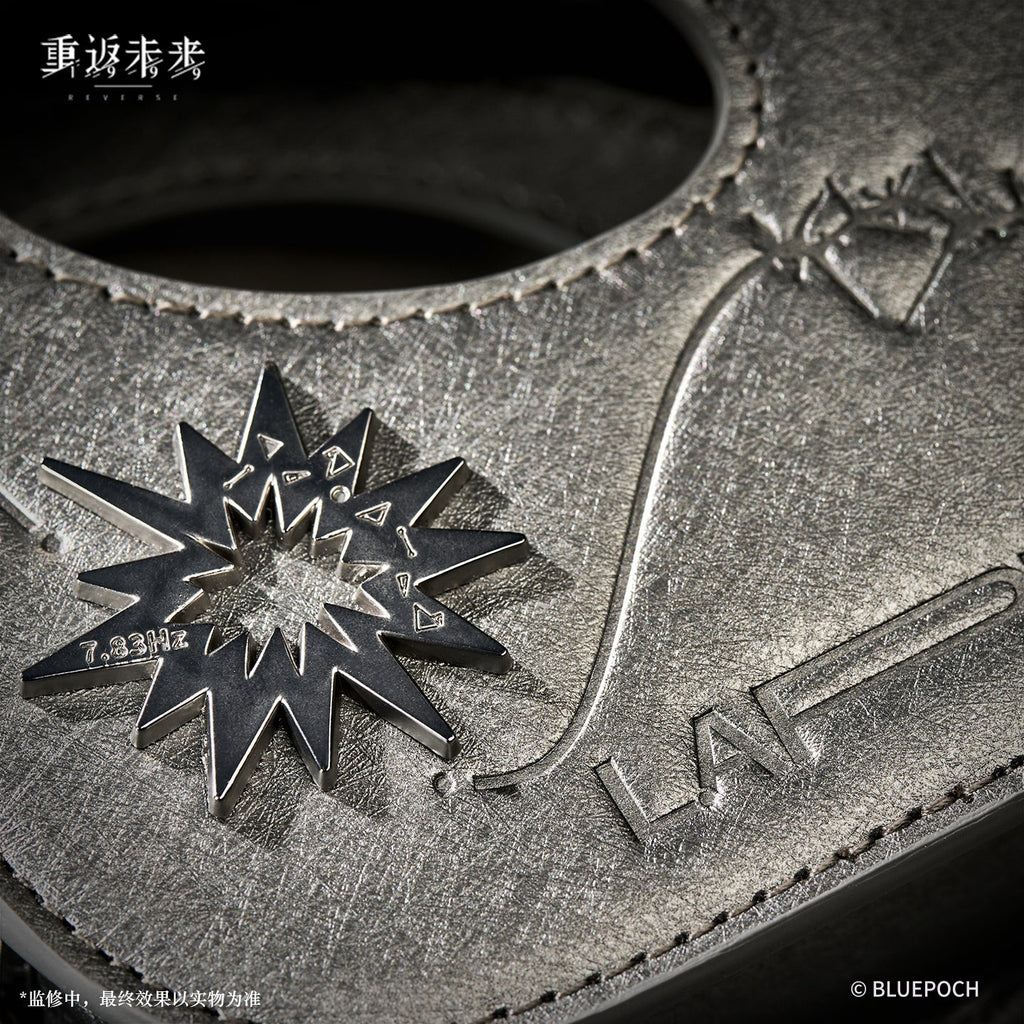 Reverse: 1999 - OBA-II Resonance Monitor Earphone Pouch BLUEPOCH