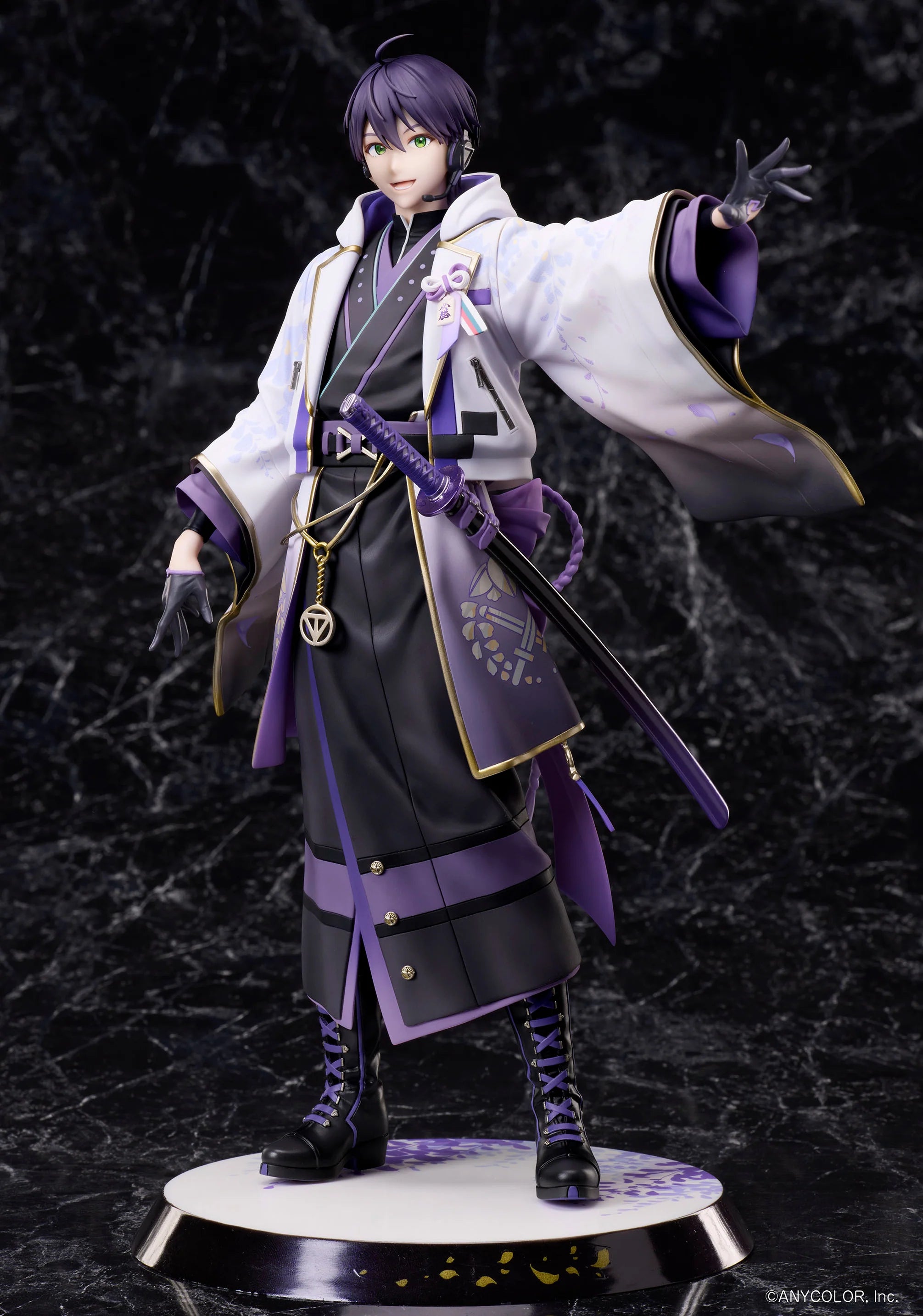 Nijisanji - Kenmochi Toya 1/7 Scale Figure Design COCO
