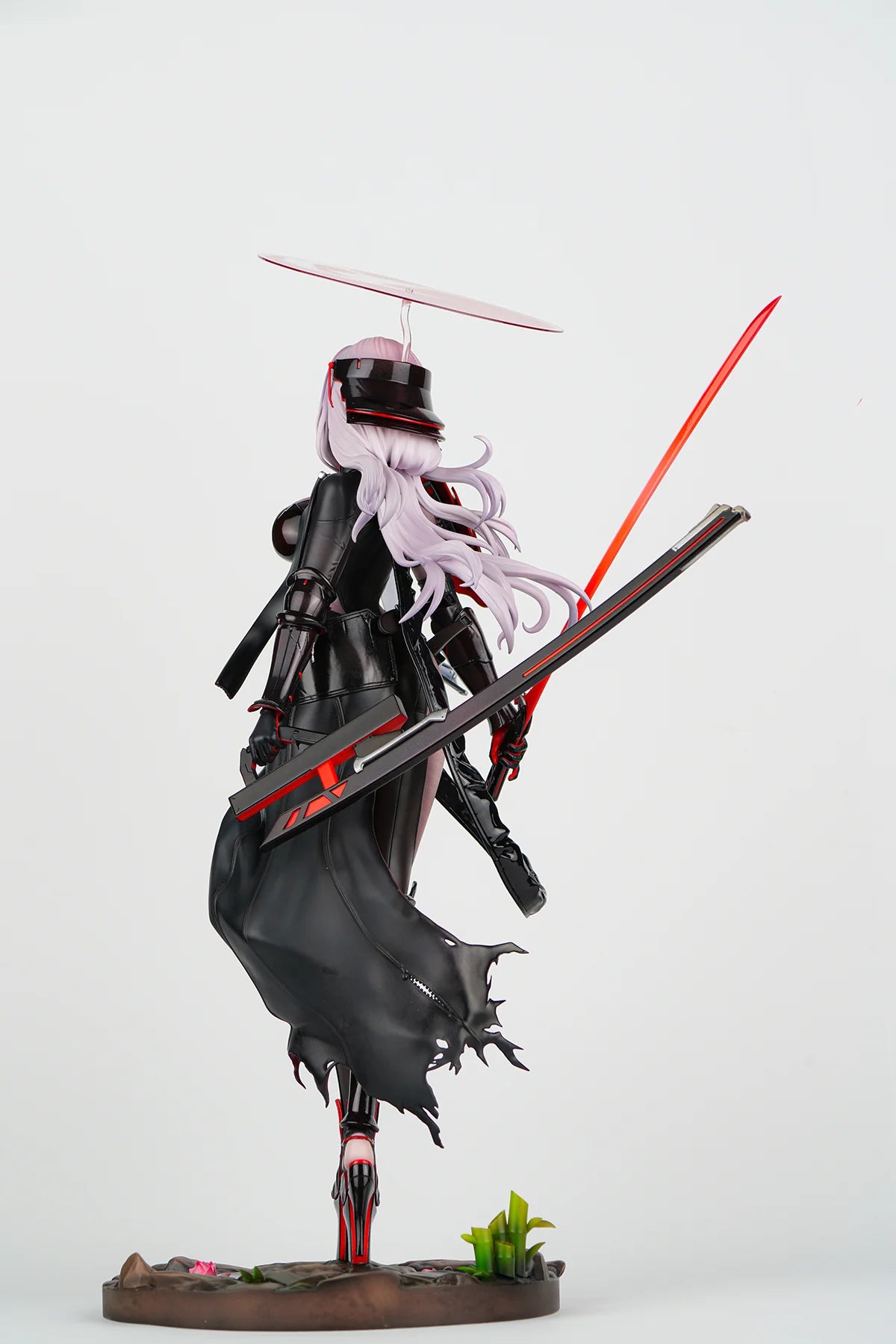 Goddess of Victory: Nikke - Scarlet: Black Shadow 1/4 Scale Figure Hobbysakura