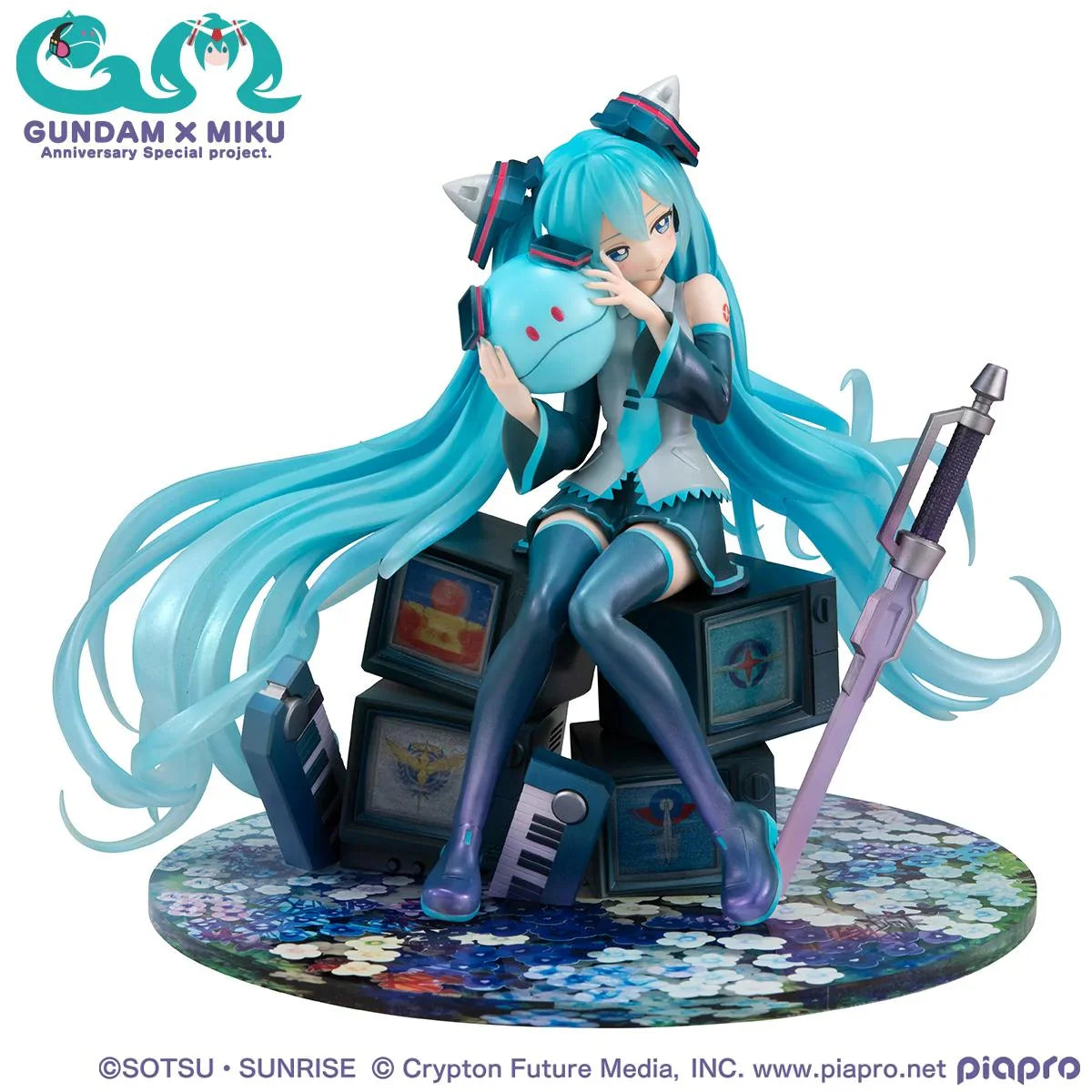 Hatsune Miku x 00 Gundam - Hatsune Miku (Mobile Suit Gundam 45th Anniversary Ver.) 1/7 Scale Figure MegaHouse
