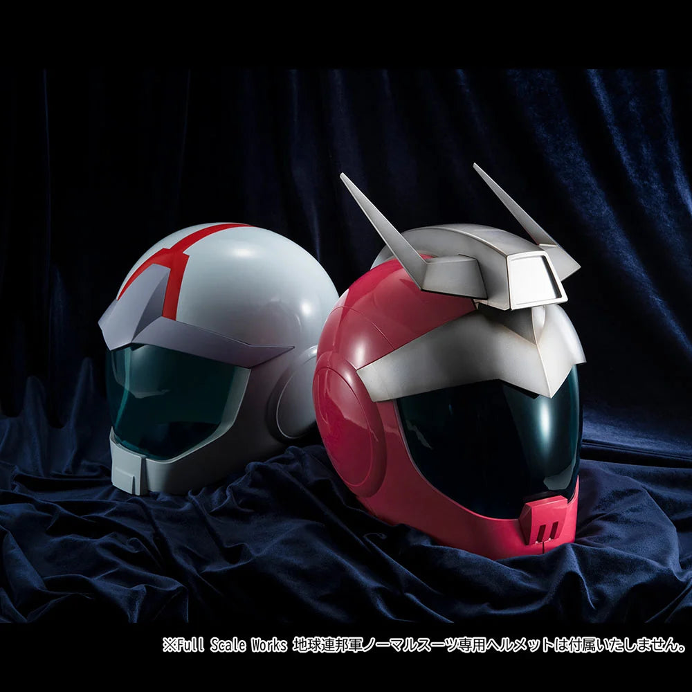 Gundam - Char Aznable Normal Suit Helmet 1/1 Scale MegaHouse