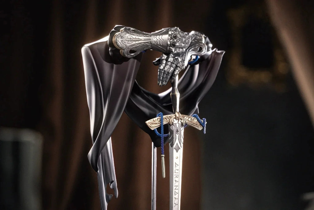 Reverse: 1999 - A Knight Limepie Series Non Scale Figure APEX