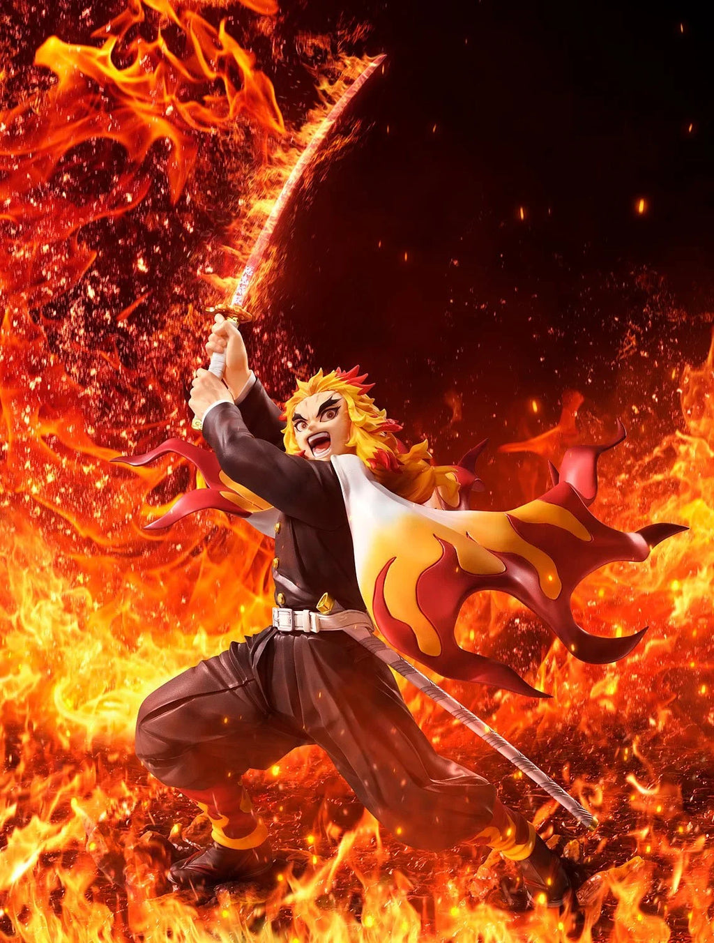 Demon Slayer: Kimetsu No Yaiba - Kyojuro Rengoku 1/8 Scale Figure BellFine