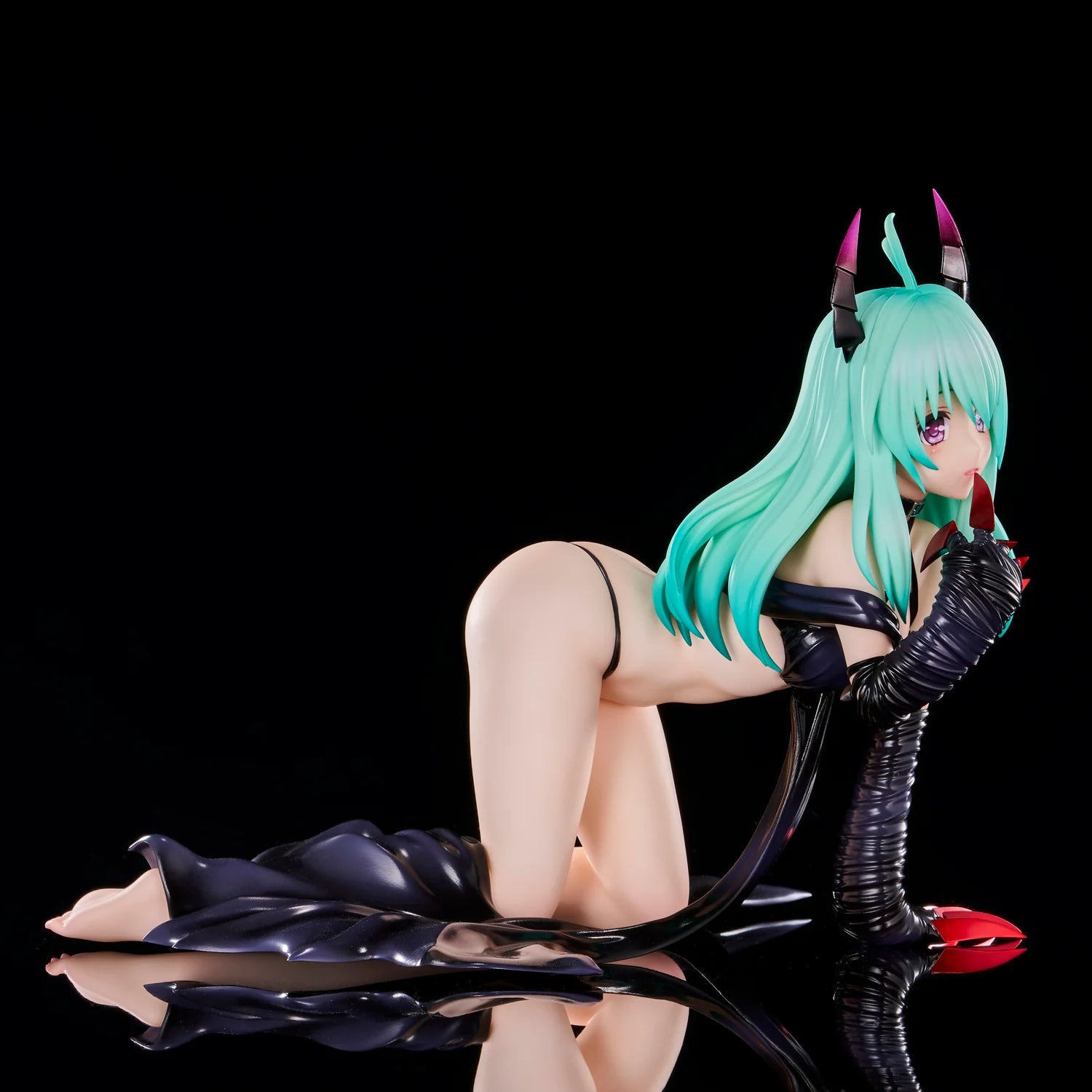 To Love Ru Darkness - Run Elsie Jewelria (Darkness Ver.) 1/6 Scale Figure Union Creative