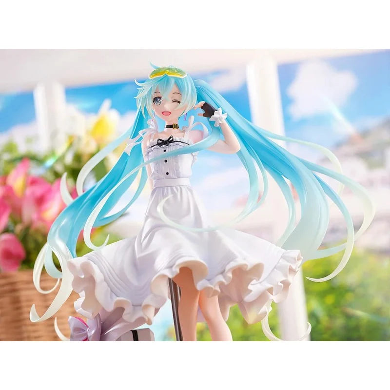 Hatsune Miku - Racing Miku (2021 Vacation Style Ver.) 1/6 Scale Figure Wonderful Works