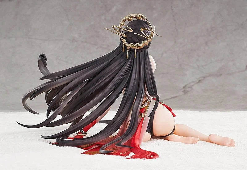 Punishing: Gray Raven - Qu: Crimson Blessing 1/7 Scale Figure Luminous Box