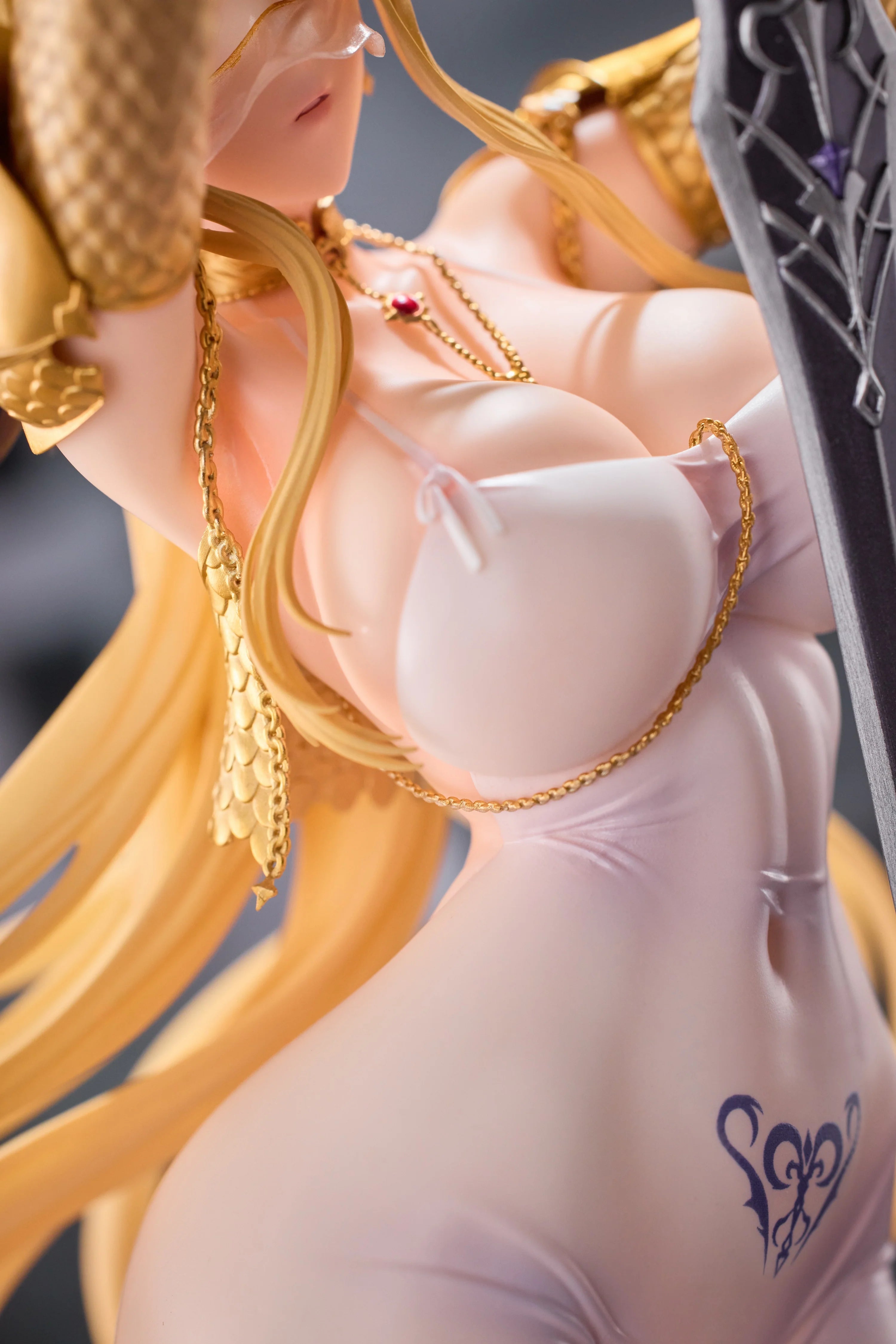 Brown Dust 2 - Apostle Olivier 1/6 Scale Figure VKEND