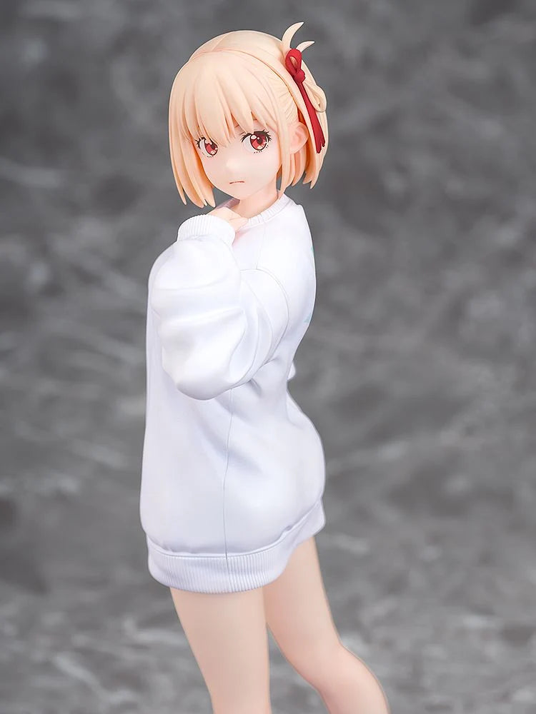 Lycoris Recoil - Chisato Nishikigi & Takina Inoue (Oversized Sweatshirt Ver.) 1/7 Scale Figure Phat Company