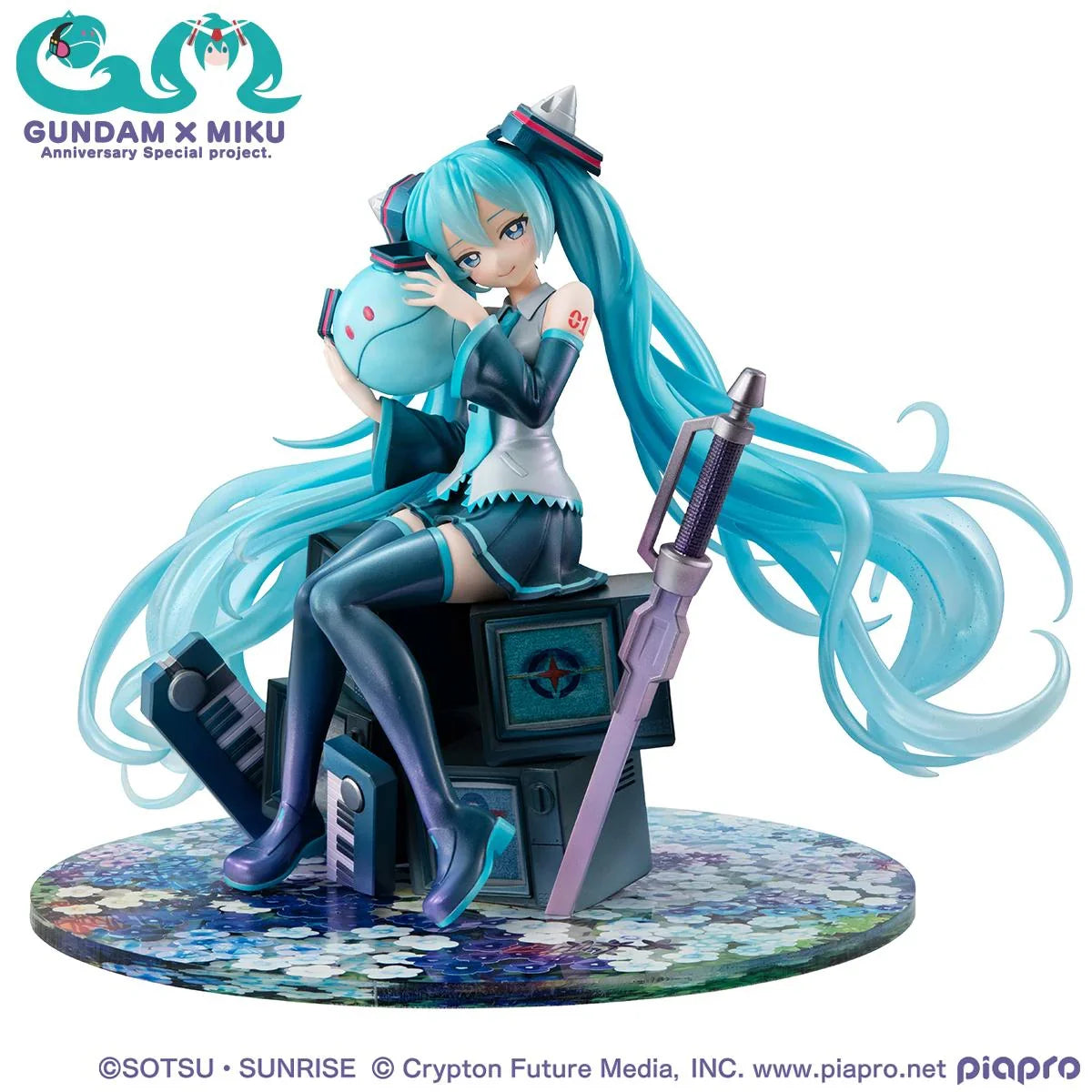 Hatsune Miku x 00 Gundam - Hatsune Miku (Mobile Suit Gundam 45th Anniversary Ver.) 1/7 Scale Figure MegaHouse