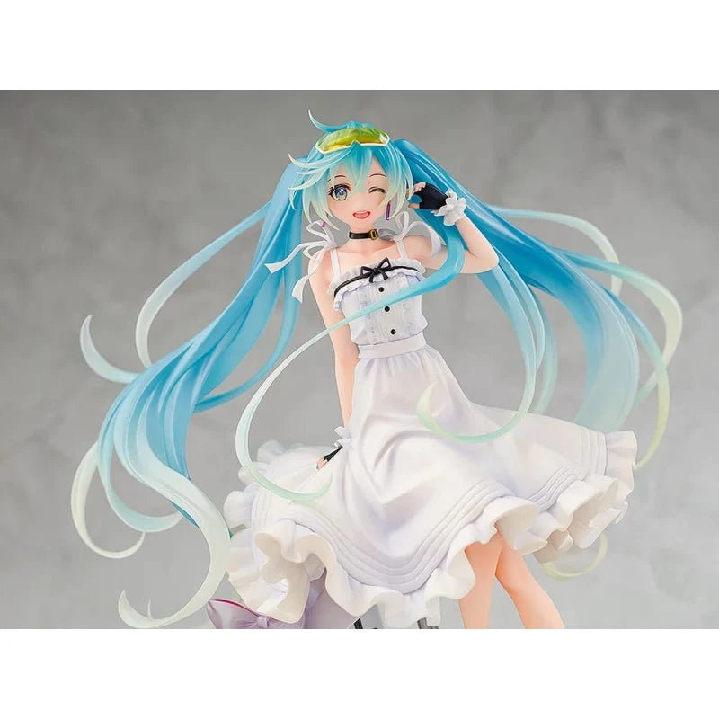 Hatsune Miku - Racing Miku (2021 Vacation Style Ver.) 1/6 Scale Figure Wonderful Works