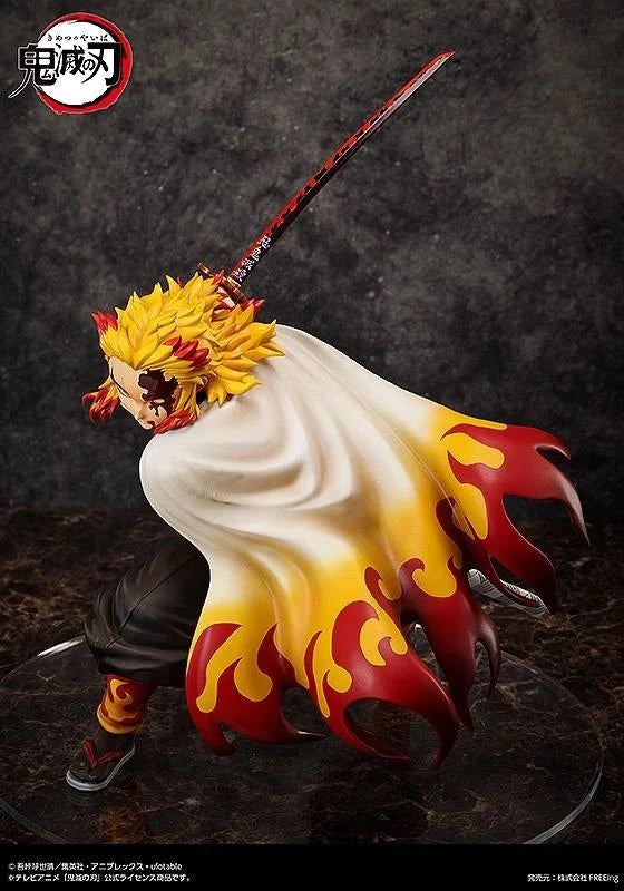Demon Slayer - Kyojuro Rengoku 1/4 Scale Figure FREEing