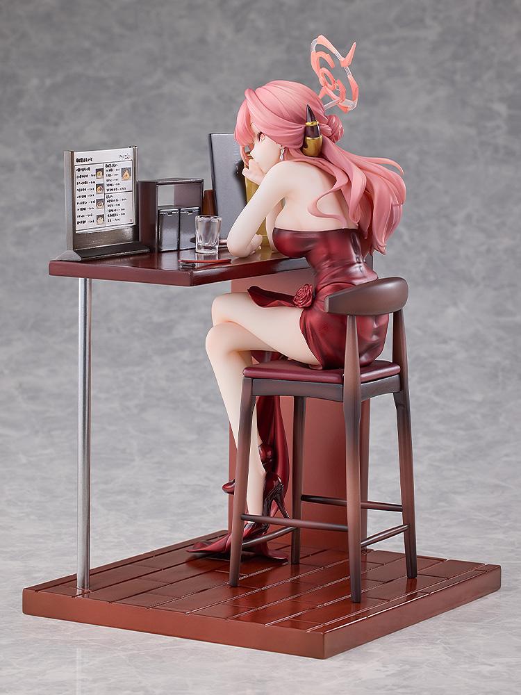 Blue Archive - Aru (Dress Memorial Lobby Ver.) 1/7 Scale Figure Solarain