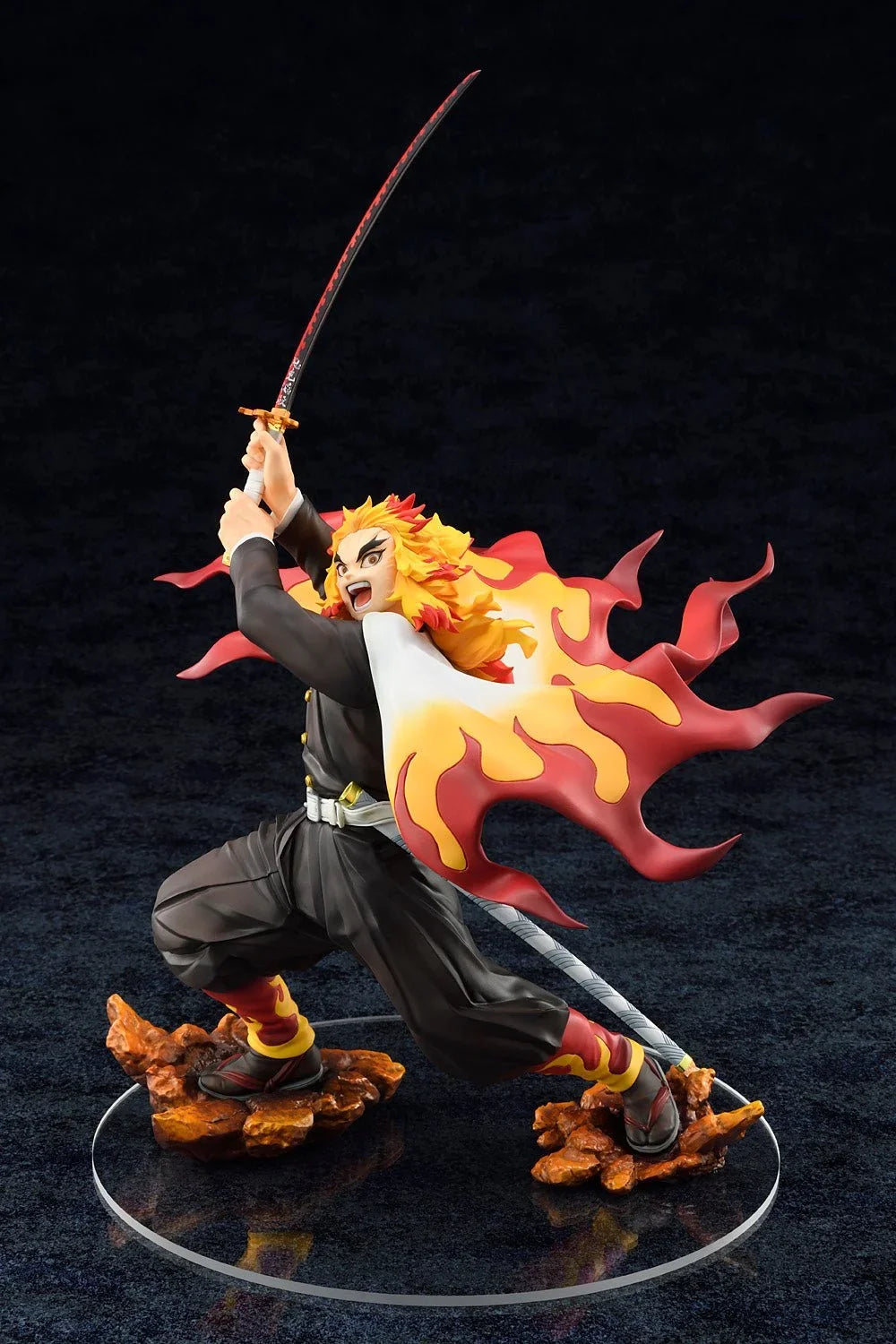 Demon Slayer: Kimetsu No Yaiba - Kyojuro Rengoku 1/8 Scale Figure BellFine