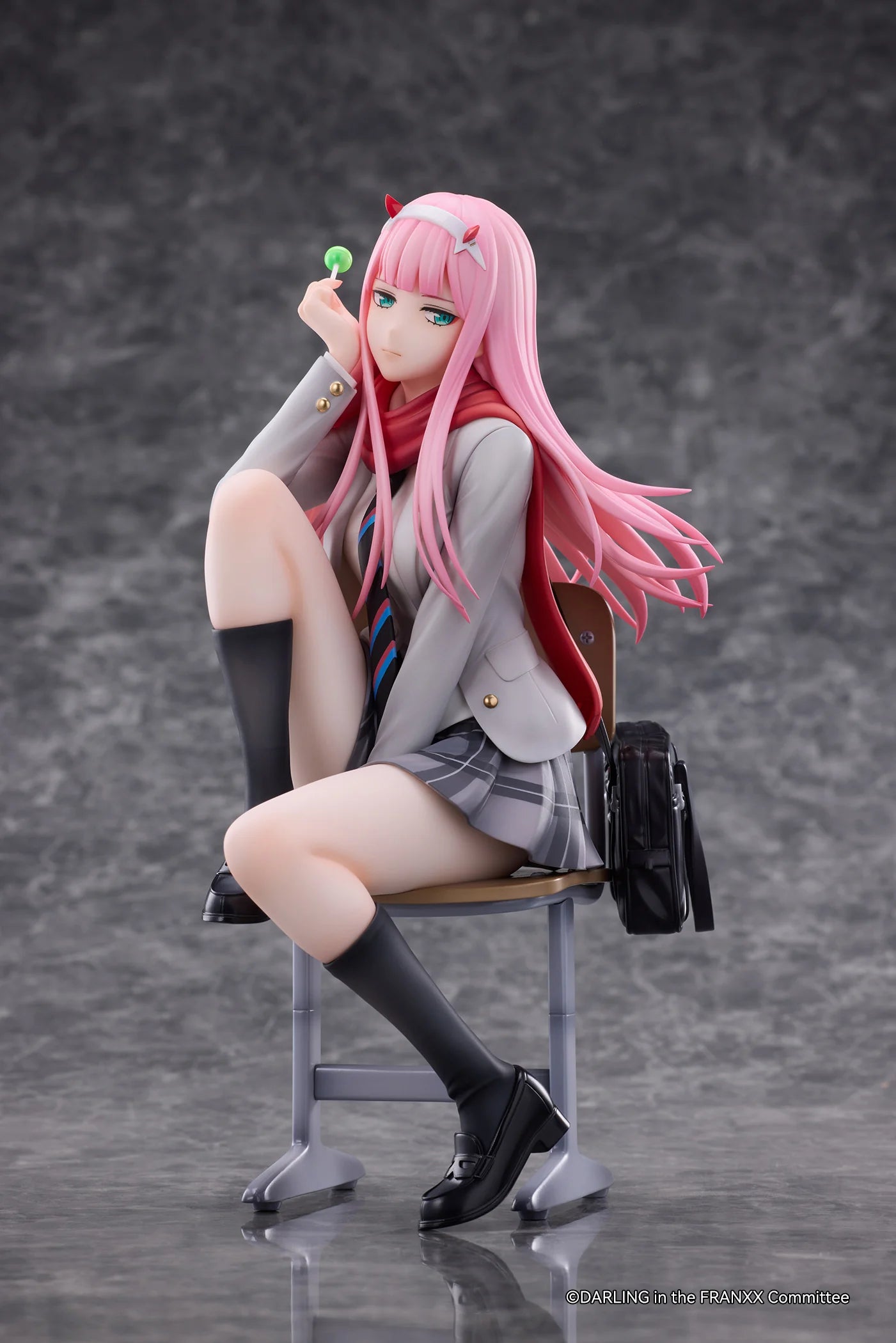 Darling in the FRANXX - Zero Two 1/6 Scale Figure Hanabee