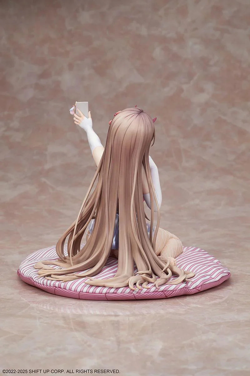 Goddess of Victory: Nikke - Viper 1/4 Scale Figure Design Coco