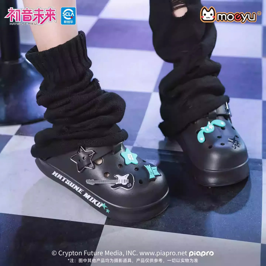 Hatsune Miku - Hatsune Miku The Rock Music Series Crocs Moeyu