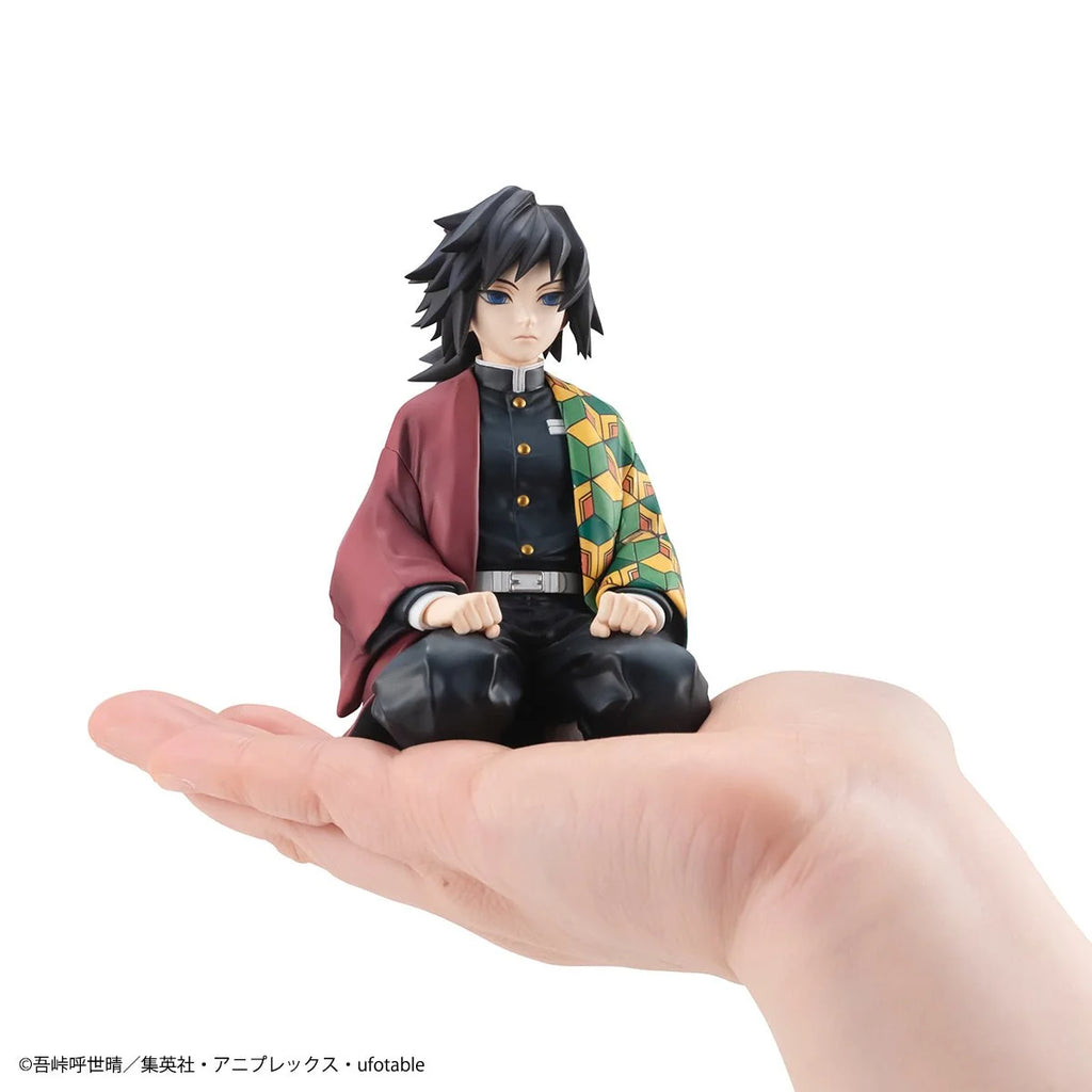 Demon Slayer - GIYU (G.E.M. PALM SIZE) Non-Scale Figure Megahouse
