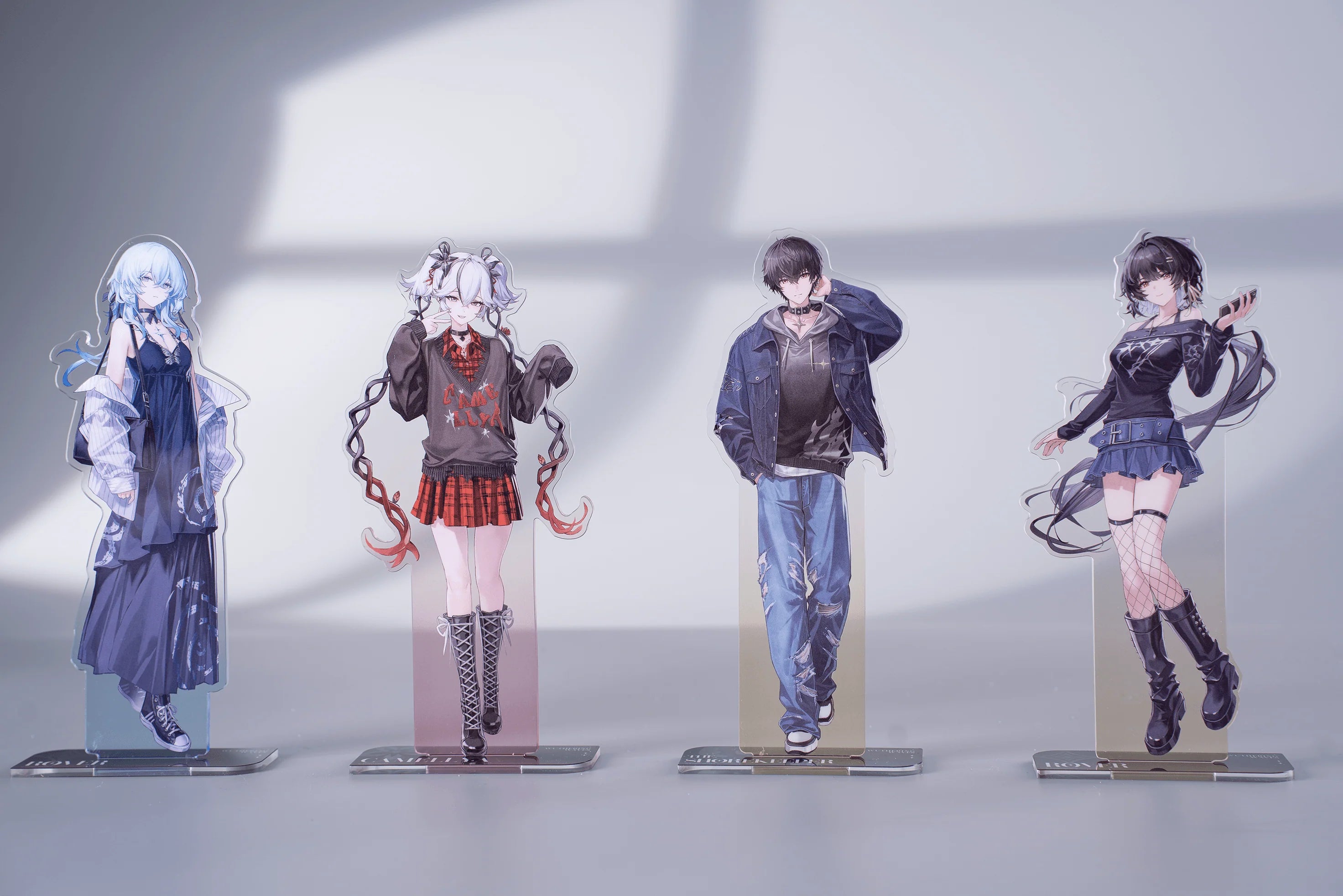 Wuthering Waves - Focused Freeze Series Character Acrylic Stand Karasumaya