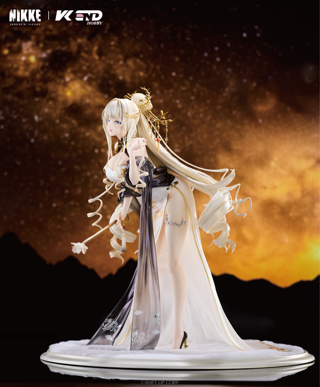 Goddess of Victory: Nikke - Crown (Glorious Flower Ver.) 1/4 Scale Figure VKEND