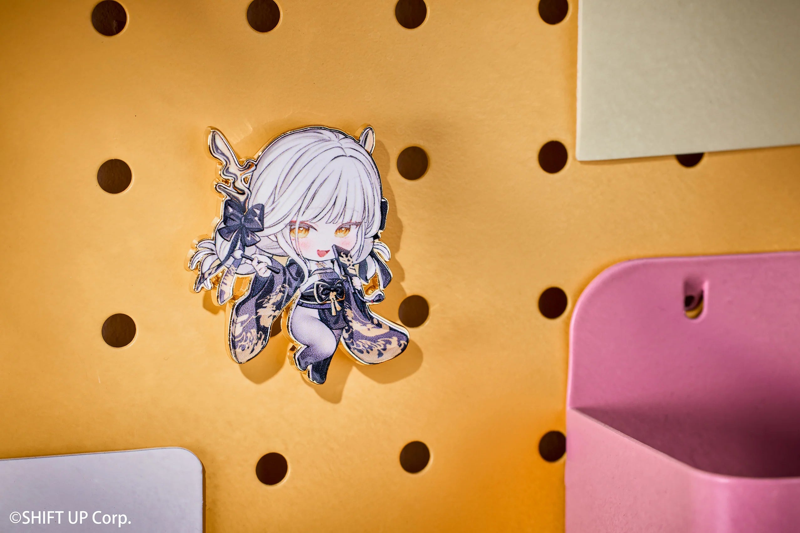 GODDESS OF VICTORY: NIKKE - Chibi Pin Badge Hobbysakura