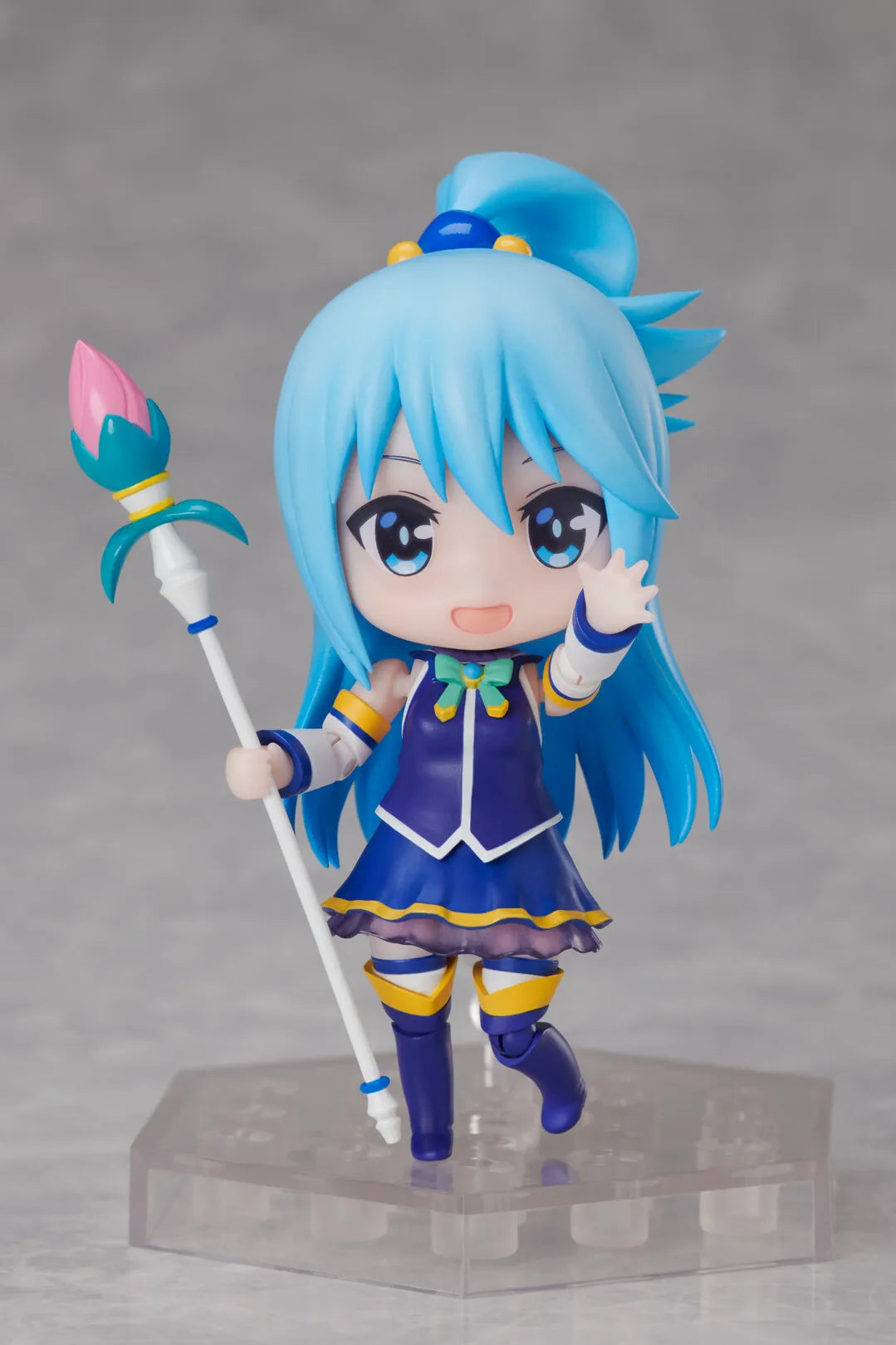 KonoSuba: God's Blessing on this Wonderful World! - Aqua Action Figure elCOCO