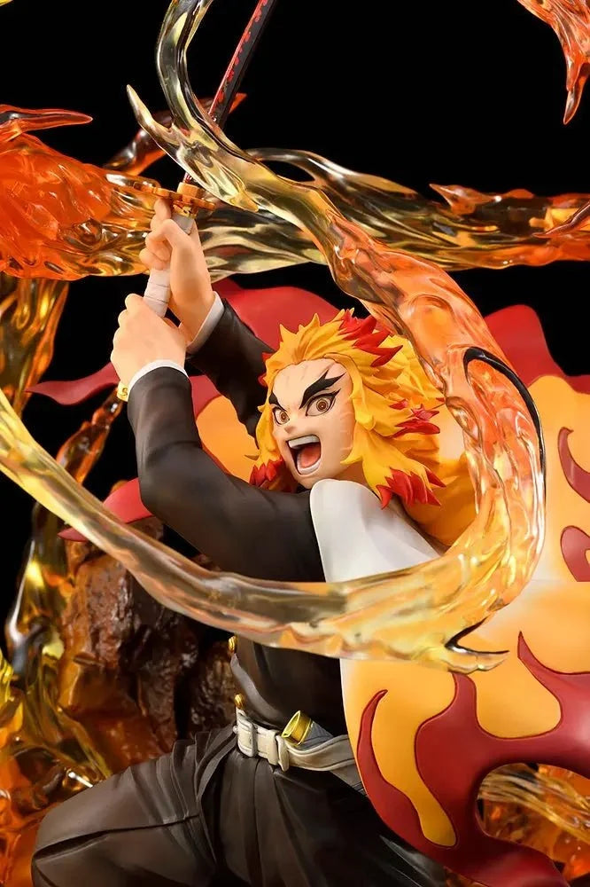 Demon Slayer: Kimetsu No Yaiba - Kyojuro Rengoku DX Ver. 1/8 Scale Figure BellFine