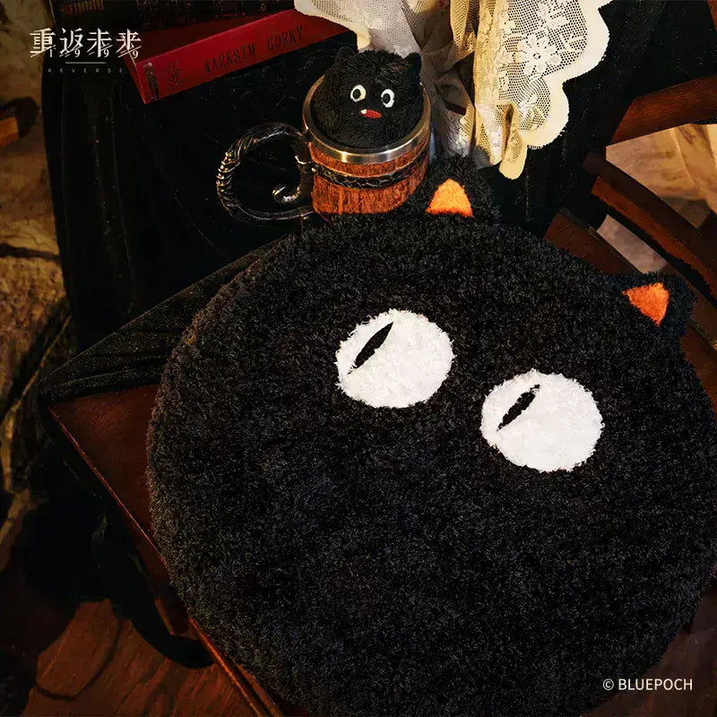 Reverse: 1999 - Carbuncle Critter Plushie Cushion BLUEPOCH