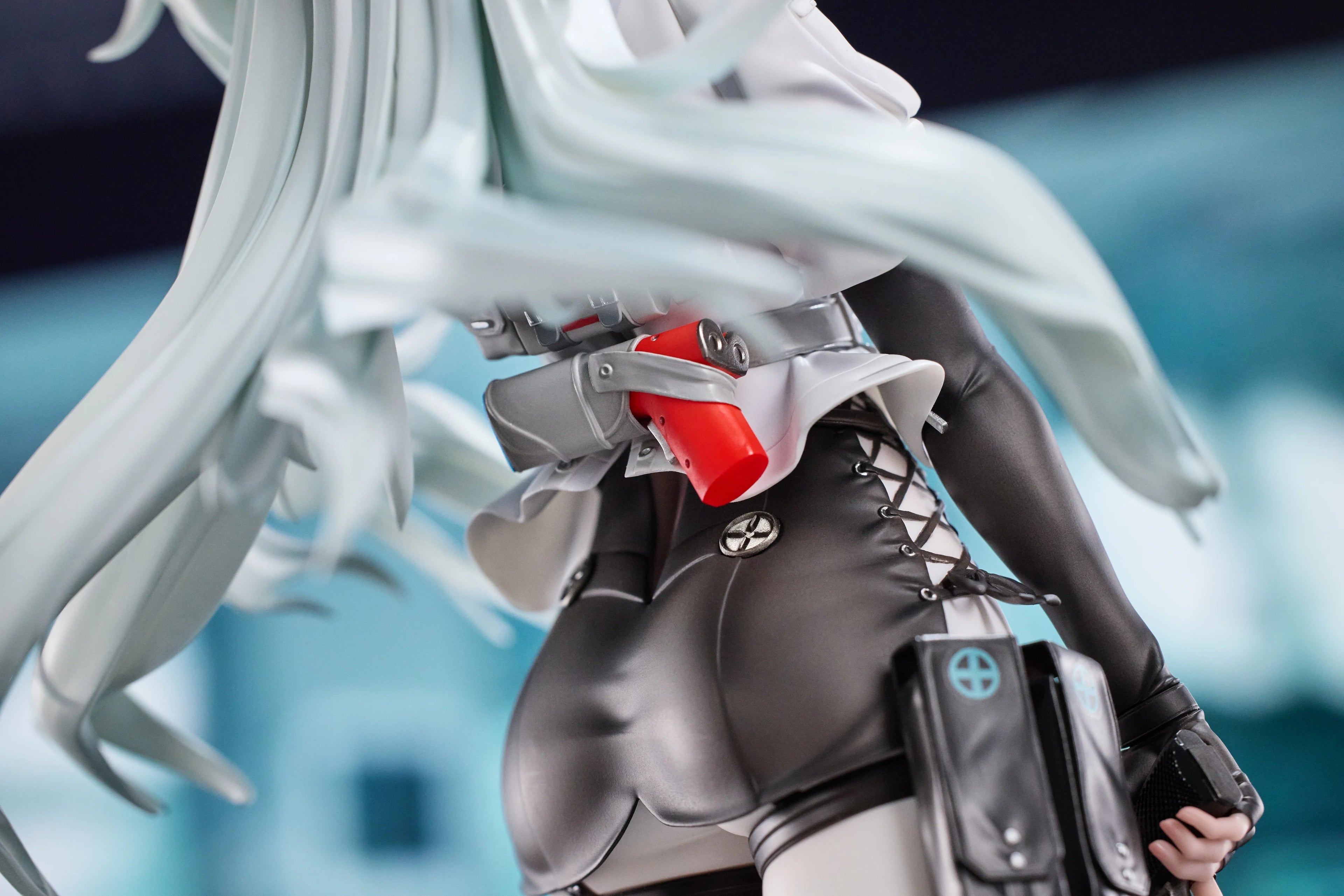 GIRLS' FRONTLINE 2: EXILIUM - Florence Alluring White Feather 1/6 Scale Figure VKEND