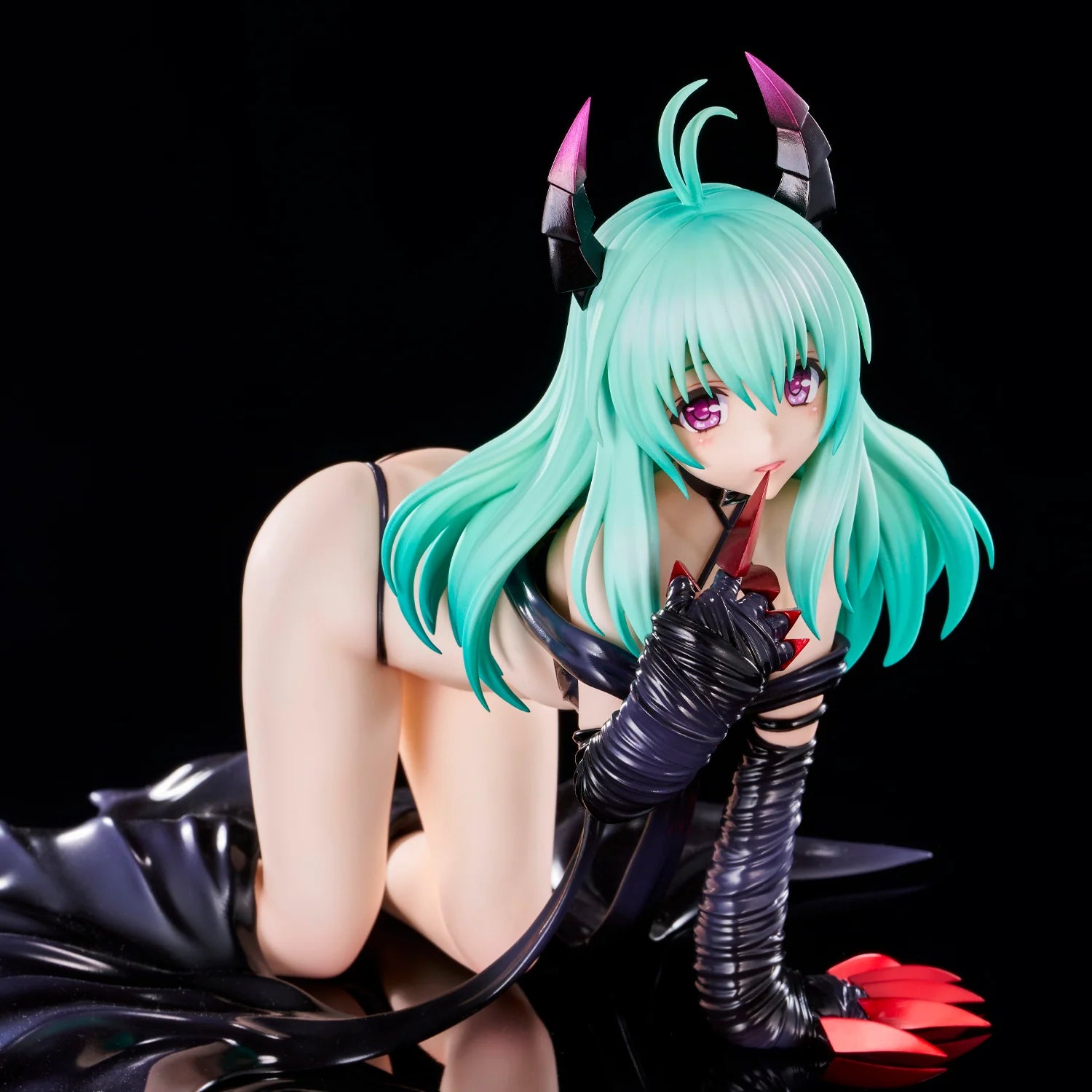 To Love Ru Darkness - Run Elsie Jewelria (Darkness Ver.) 1/6 Scale Figure Union Creative