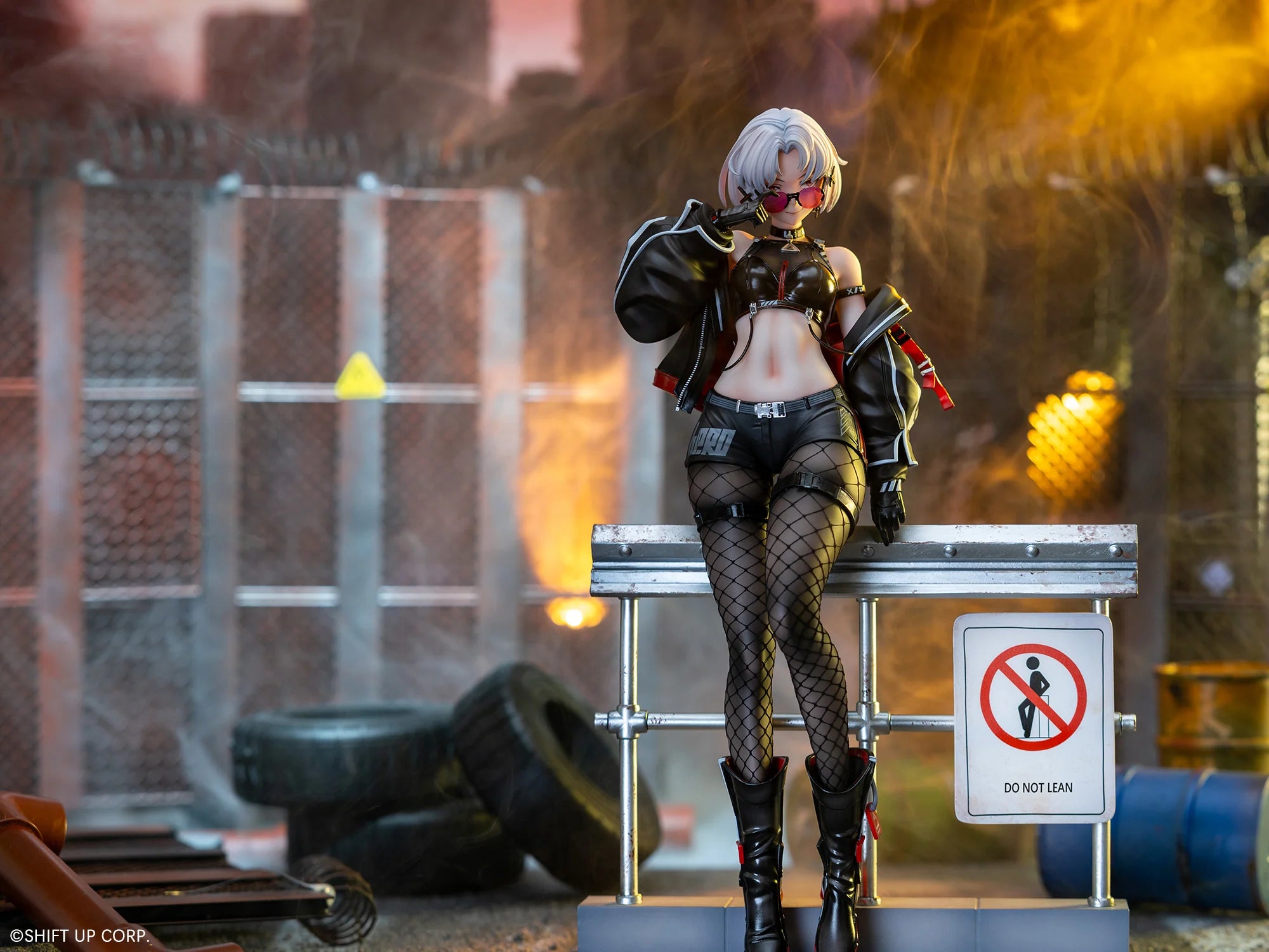 Goddess of Victory: Nikke - Drake (Villain Racer Ver.) 1/6 Scale Figure KAWA DESIGN