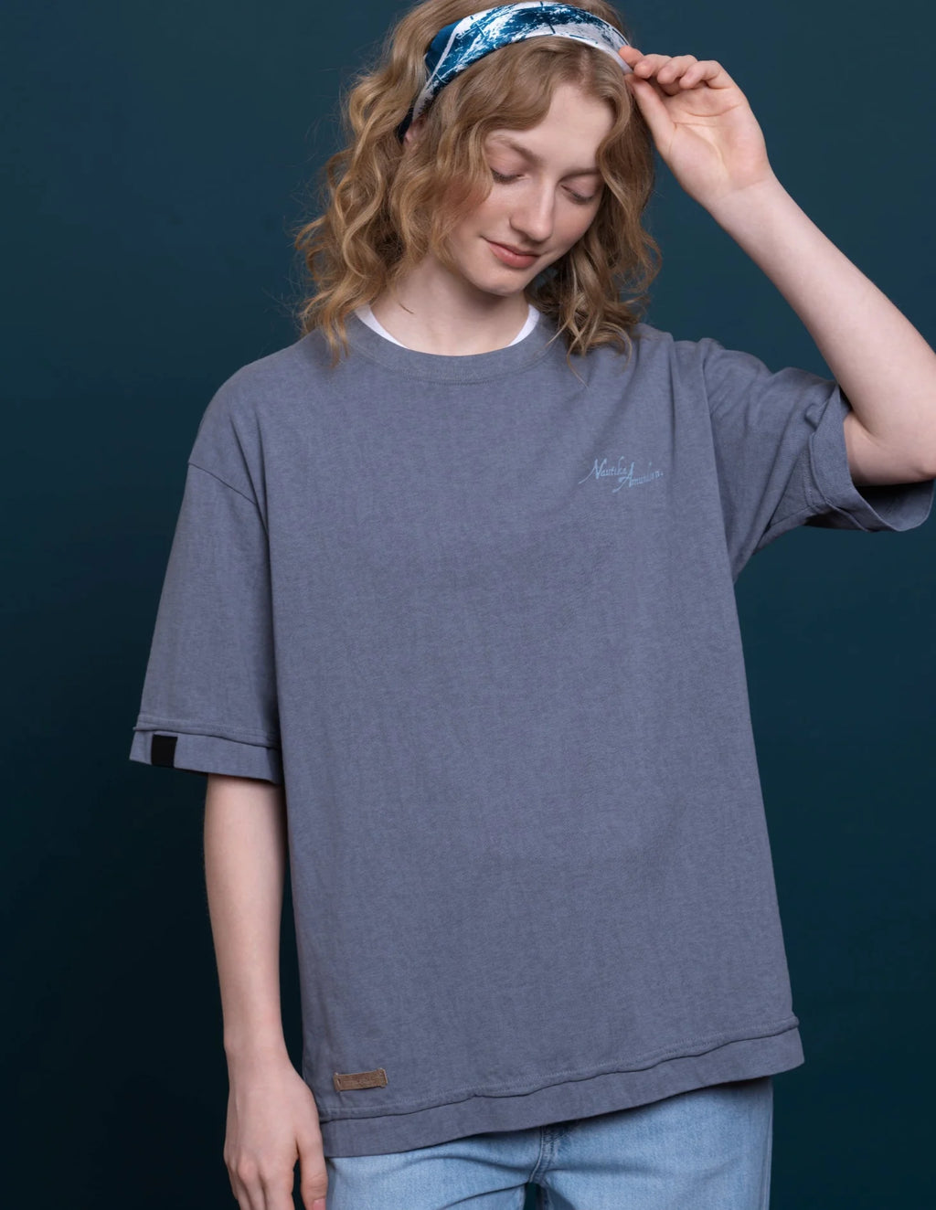 Reverse: 1999 - Nautika Where Faith Leads Printed T-Shirt BLUEPOCH